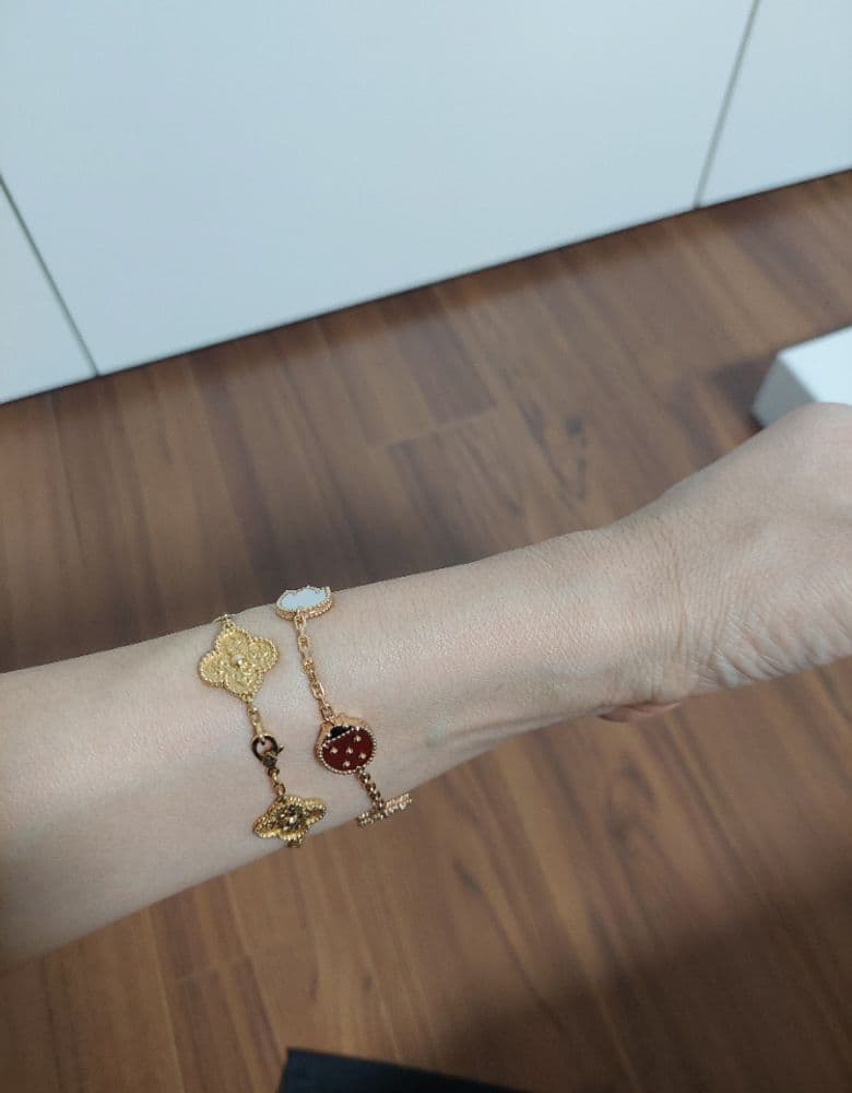 Van Cleef & Arpels Alhambra, Lucky Spring, Perlée - no translation needed as these are specific product names.