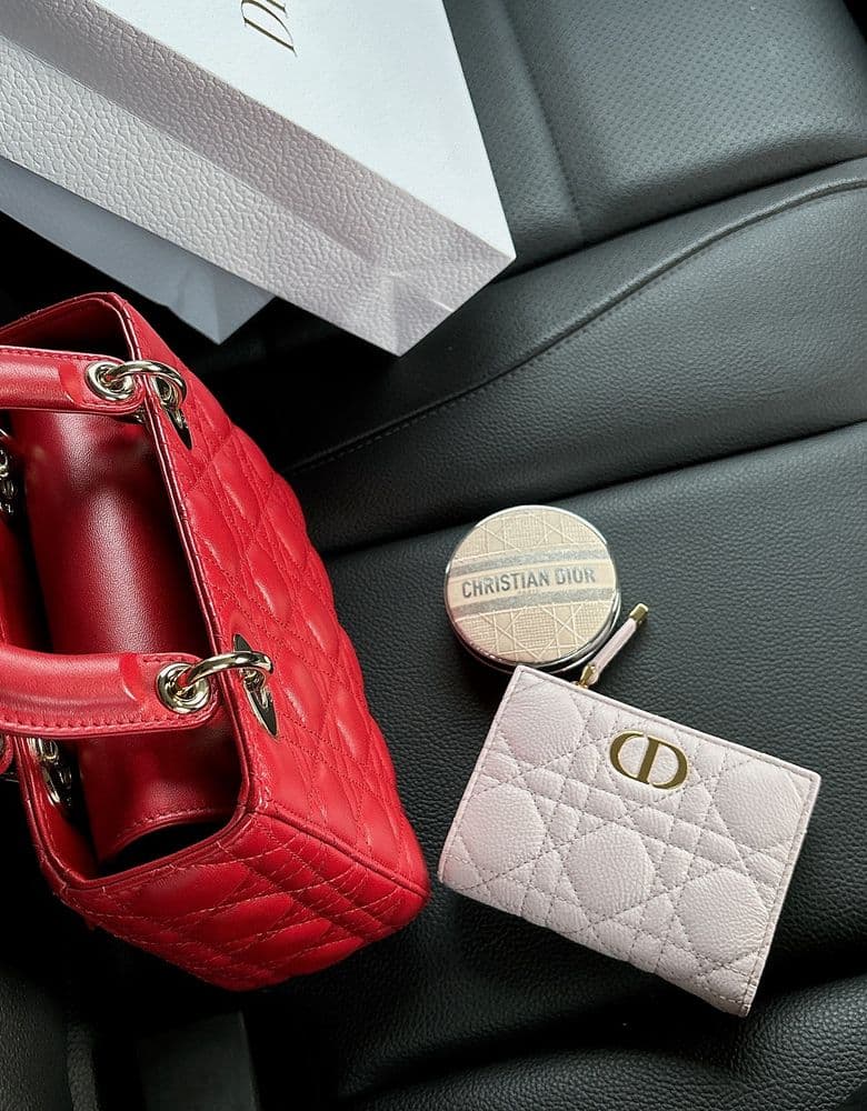 Dior wallet