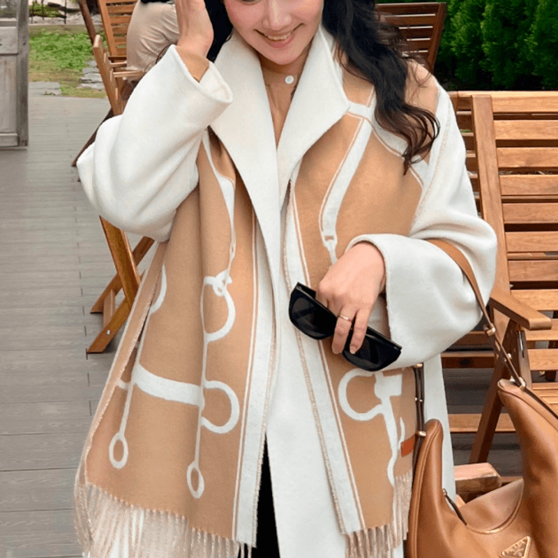 Hermès Casaque Mors Scarf Review & Styling: Luxury within reach at around KRW 1,000,000
