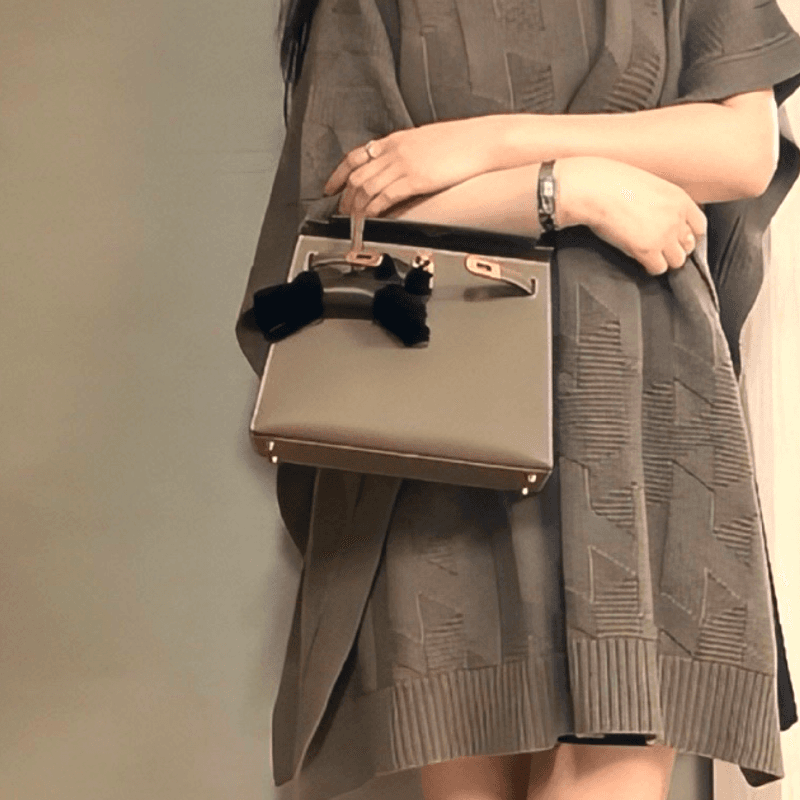 Hermès Poncho Outfit Ideas | Fall & Winter Styling (feat. Kelly Bag)